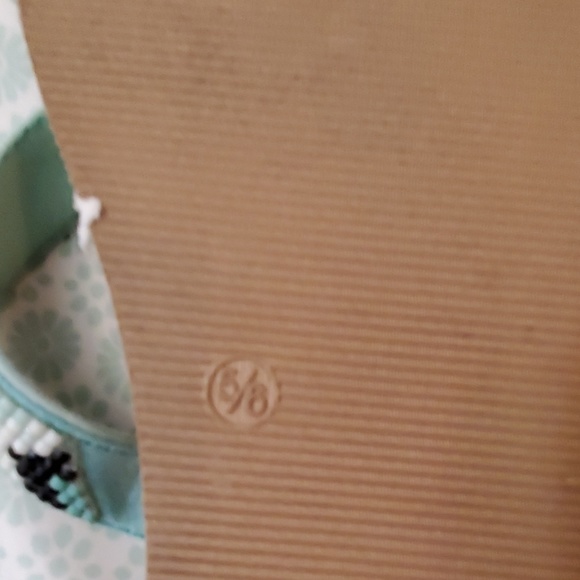 FLIP FLOPS - Picture 4 of 5